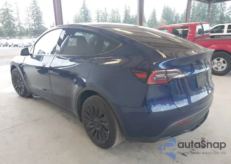 2023 Tesla Model Y Awd/Long Range Dual Motor All-Wheel Drive z USA, uszkodzony, nr VIN 7SAYGDEE2PF965905